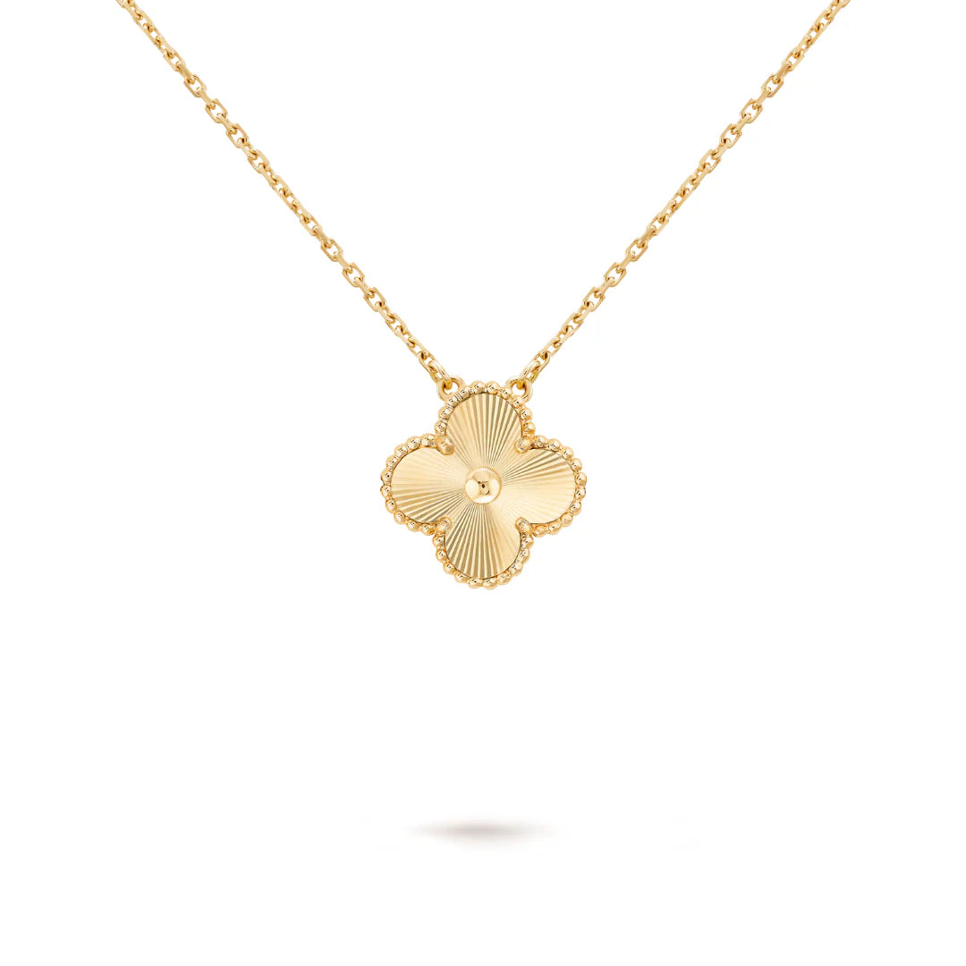 CLOVER Gold Necklace