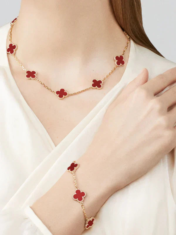 CLOVER Red Bracelet