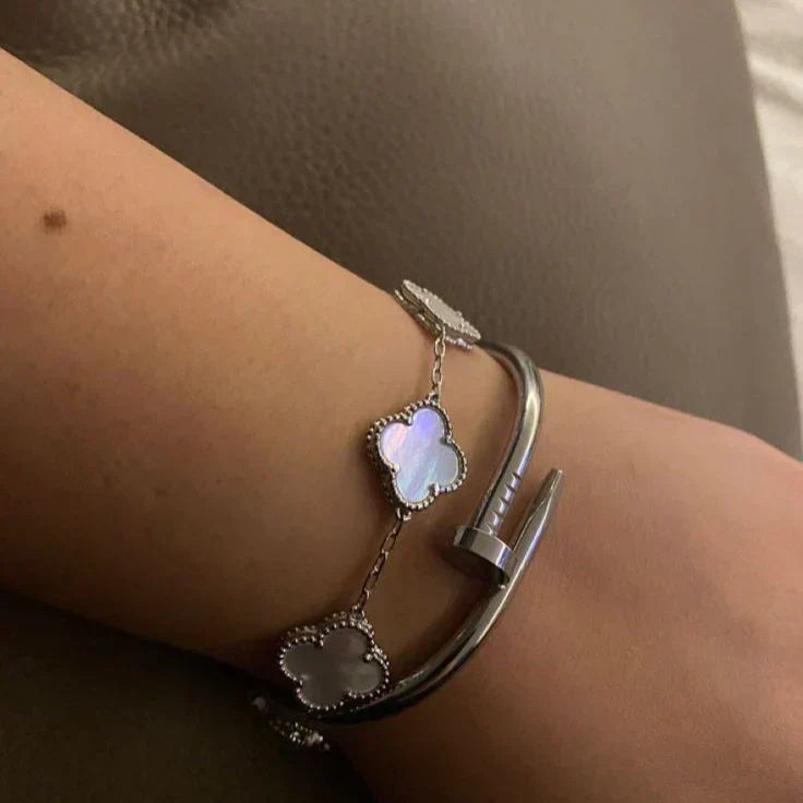 CLOVER White Bracelet