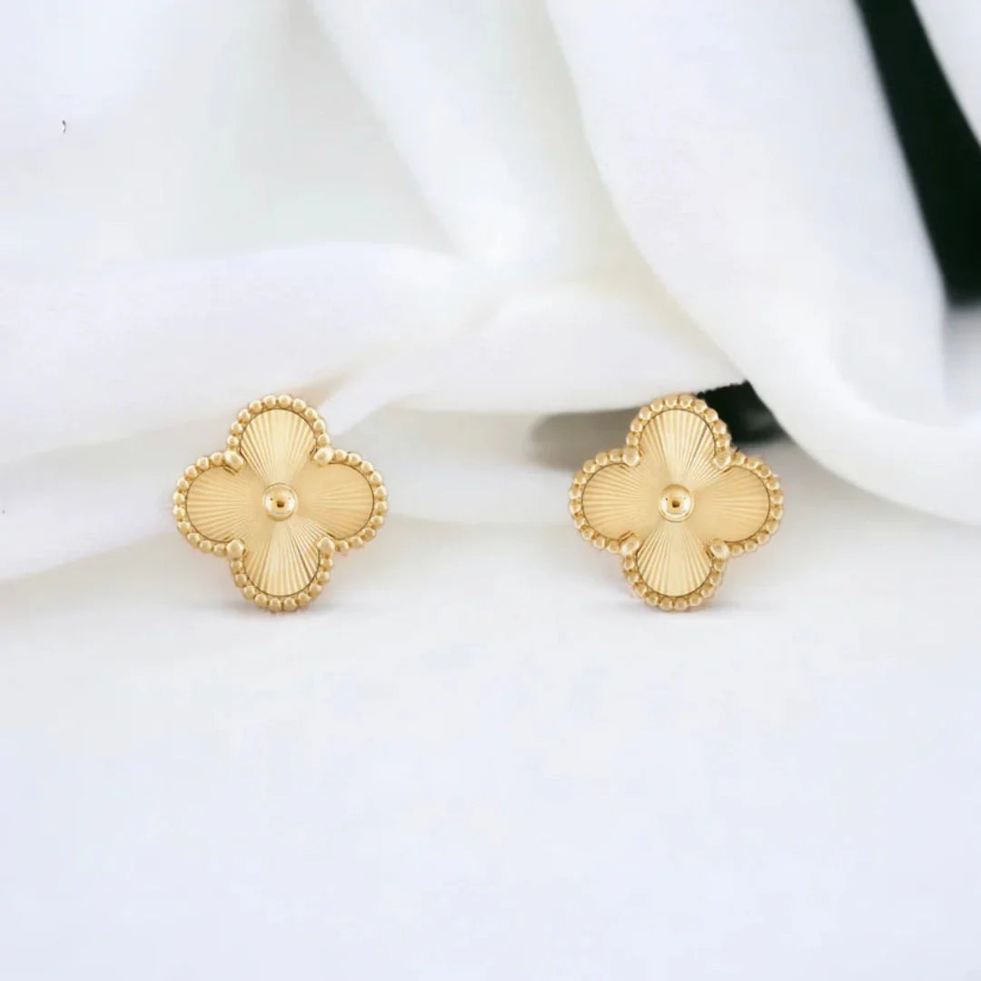 CLOBER Gold Earrings