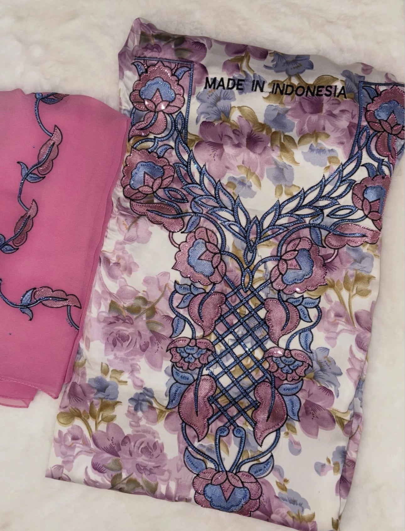 Lilac Makhawer & Sheila